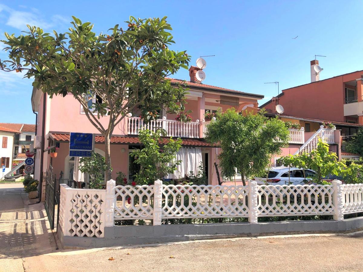 Apartments Tereza Novigrad  Exterior photo